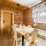 Apartment U Stochow *